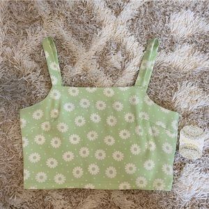 Mint green with white daisy detailed crop top